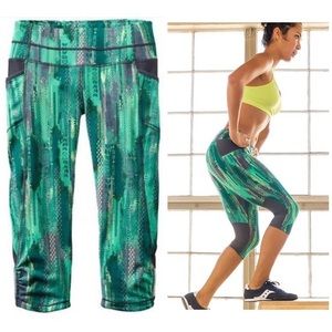 Athleta Be Free Knicker
